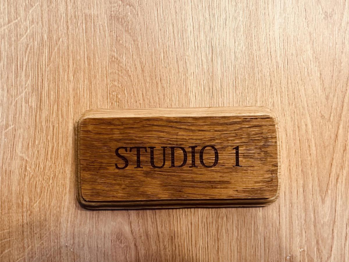 Studio 1 Du Spa Celinie Warcq 外观 照片